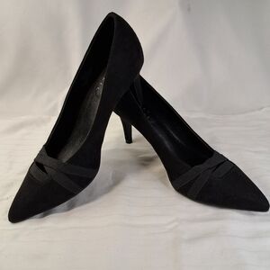 Lauren Blackwell Black Pointed Heels Women's Size 6½